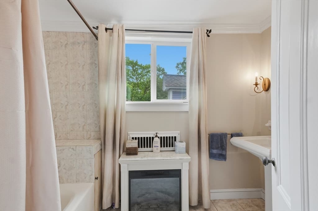 239 Fairmount Street, Lowell MA 01852 photo 17
