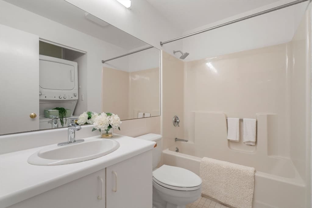 Condominium at 273 Cambridge Road # 205, Woburn MA 01801, Woburn, photo 20 of 34