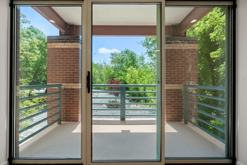 Condominium at 273 Cambridge Road # 205, Woburn MA 01801, Woburn, photo 24 of 34
