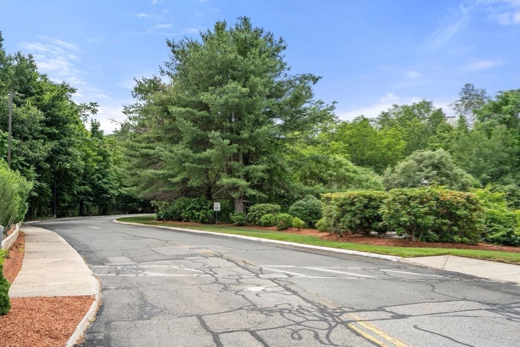 Condominium at 273 Cambridge Road # 205, Woburn MA 01801, Woburn, photo 33 of 34