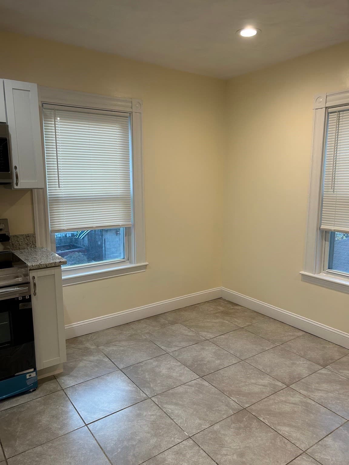 3 Family at 31-33 Hollingsworth St, Lynn MA 01902, Lynn, photo 23 of 40
