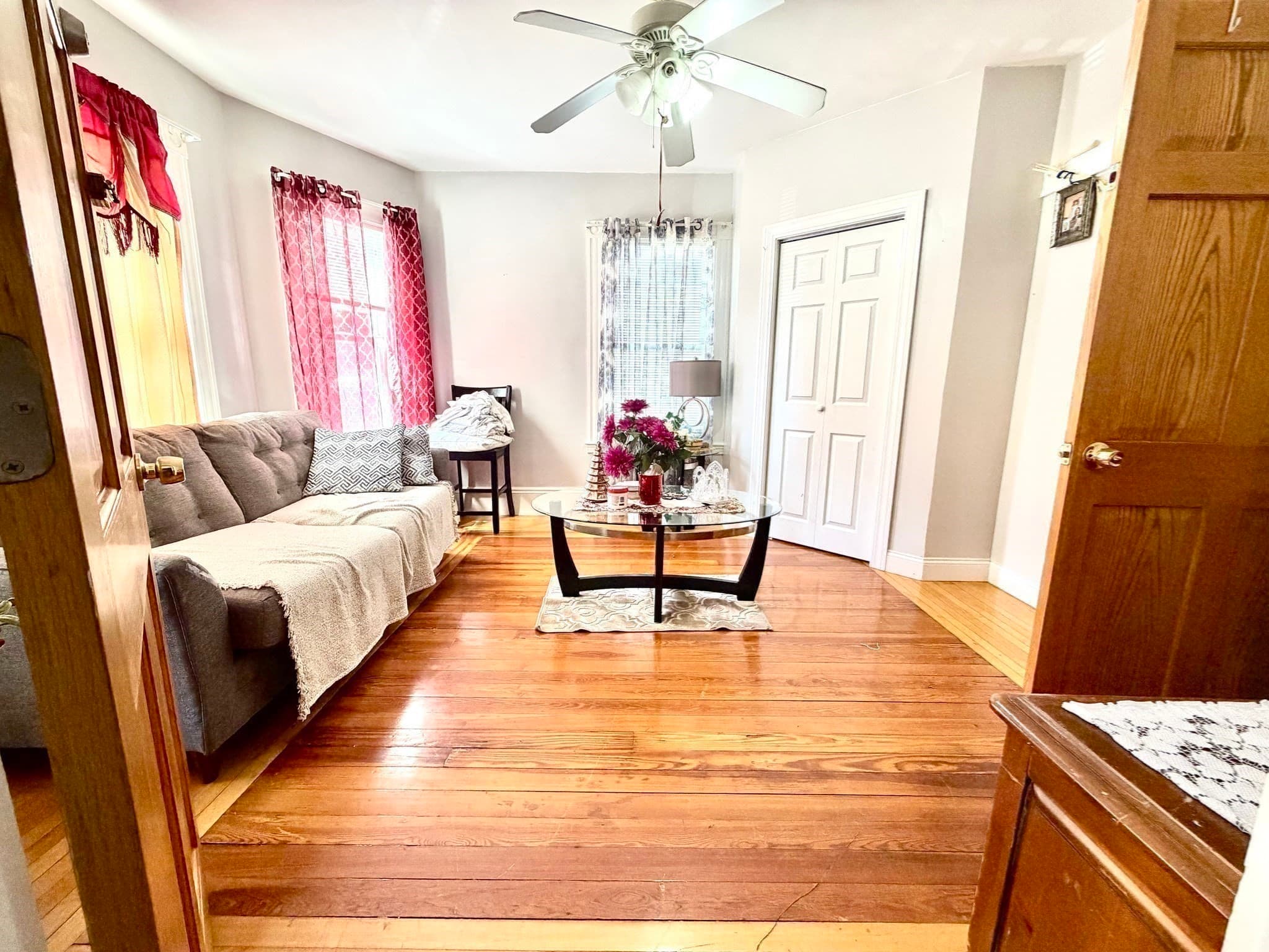 3 Family at 31-33 Hollingsworth St, Lynn MA 01902, Lynn, photo 12 of 40