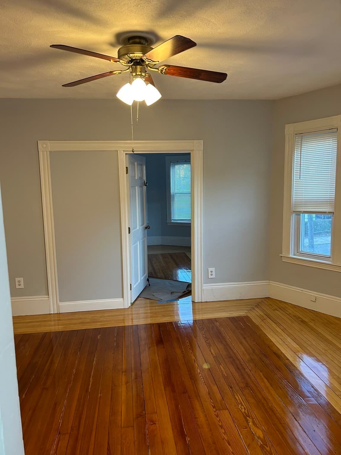 3 Family at 31-33 Hollingsworth St, Lynn MA 01902, Lynn, photo 28 of 40