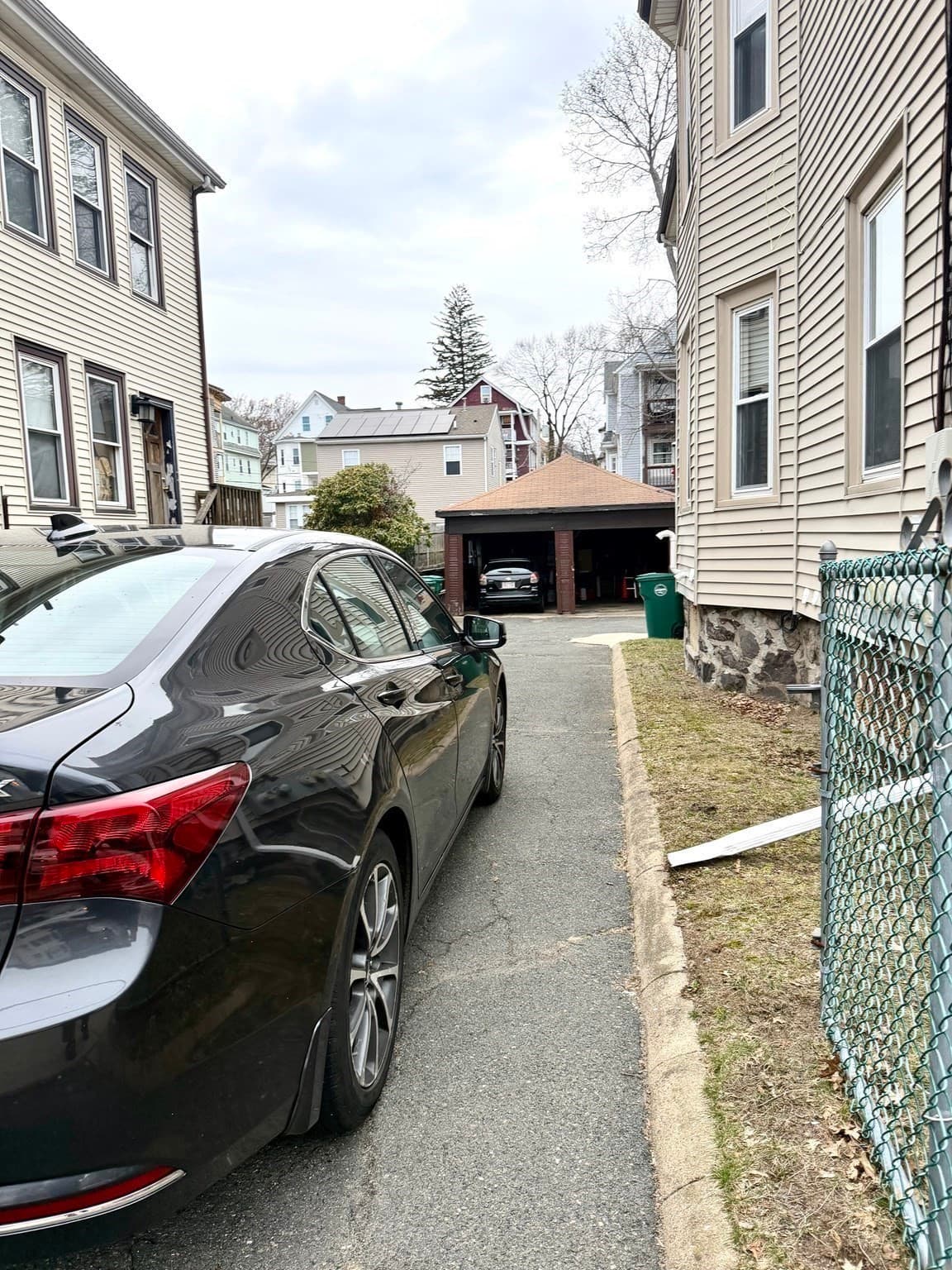 3 Family at 31-33 Hollingsworth St, Lynn MA 01902, Lynn, photo 5 of 40