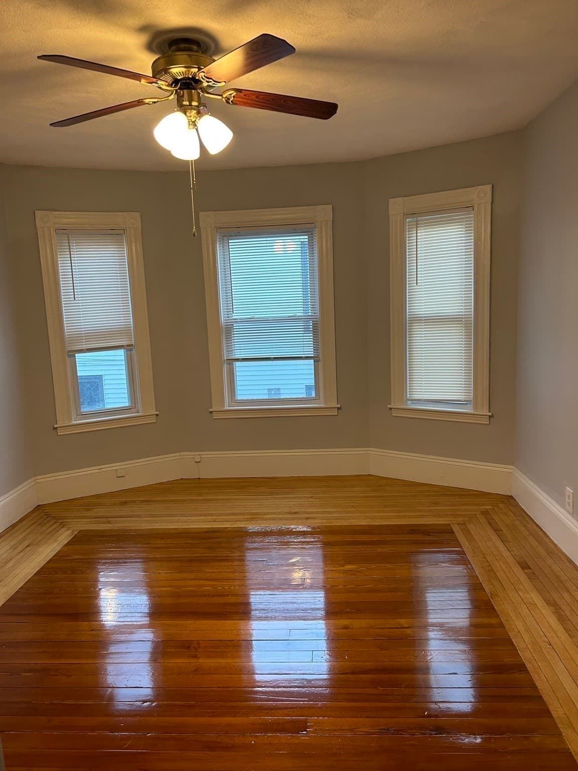 3 Family at 31-33 Hollingsworth St, Lynn MA 01902, Lynn, photo 30 of 40