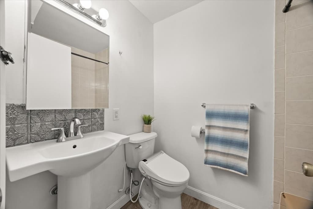 Condominium at 171 Highland Street # 103, Taunton MA 02780, Taunton, photo 10 of 15