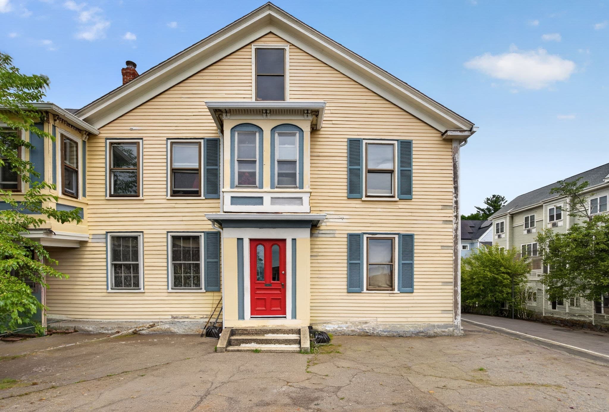 4 Family at 328-330 Cabot St, Beverly MA 01915, Beverly, photo 3 of 33
