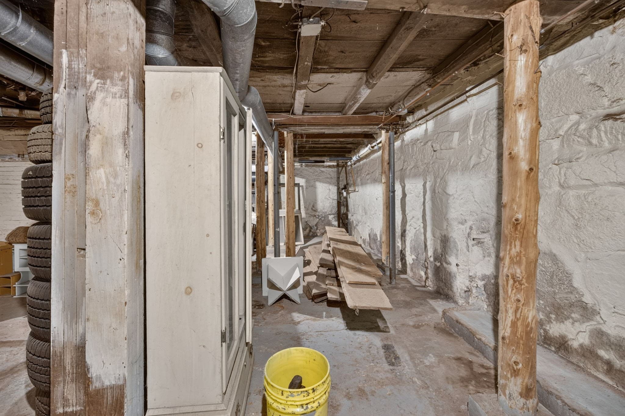 4 Family at 328-330 Cabot St, Beverly MA 01915, Beverly, photo 28 of 33