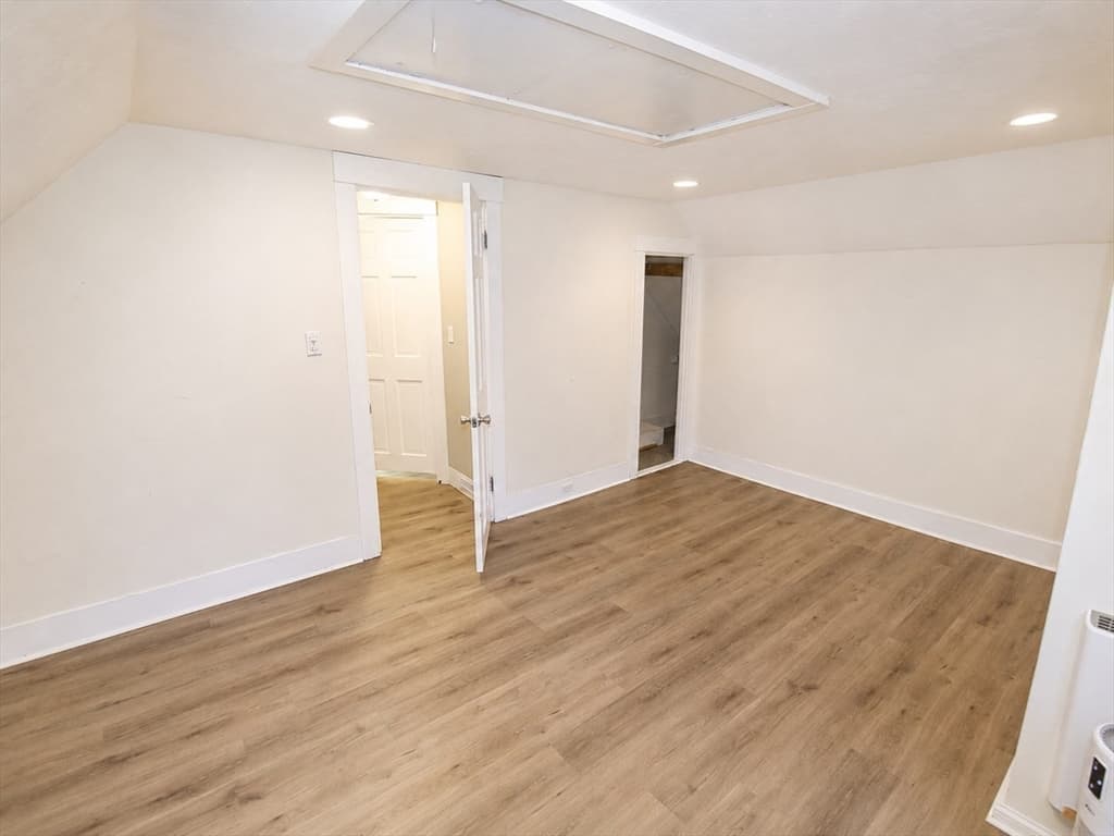 18 Bolton Pl, Bridgewater MA 02324 photo 15