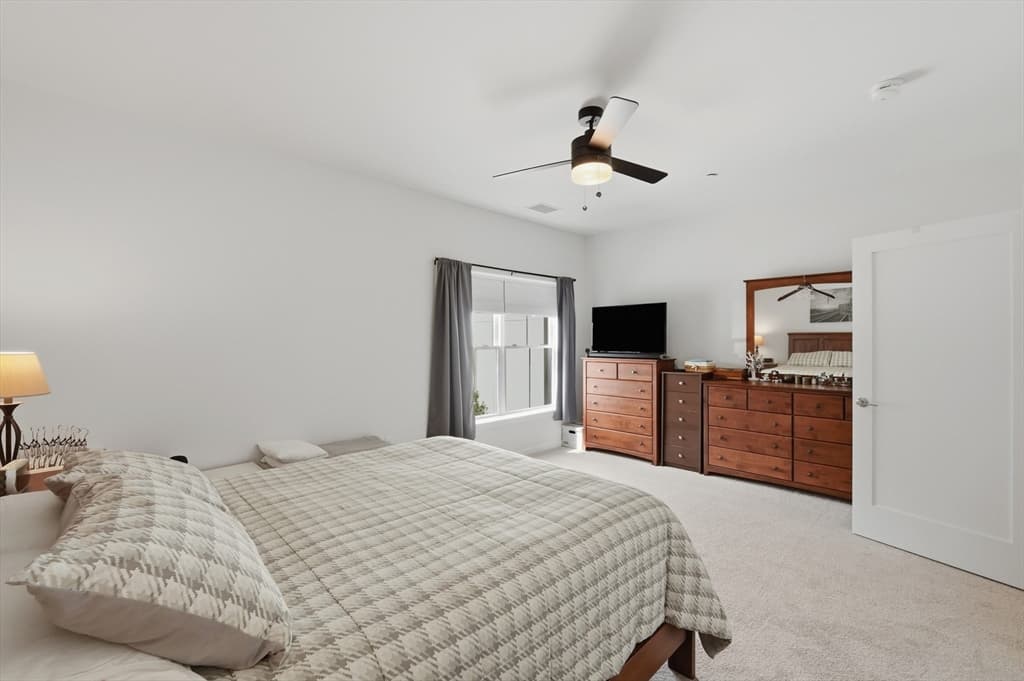 Condominium at 266 Monponsett # 1109, Halifax MA 02338, Halifax, photo 16 of 37