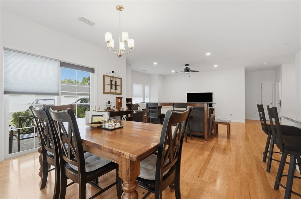 Condominium at 266 Monponsett # 1109, Halifax MA 02338, Halifax, photo 11 of 37