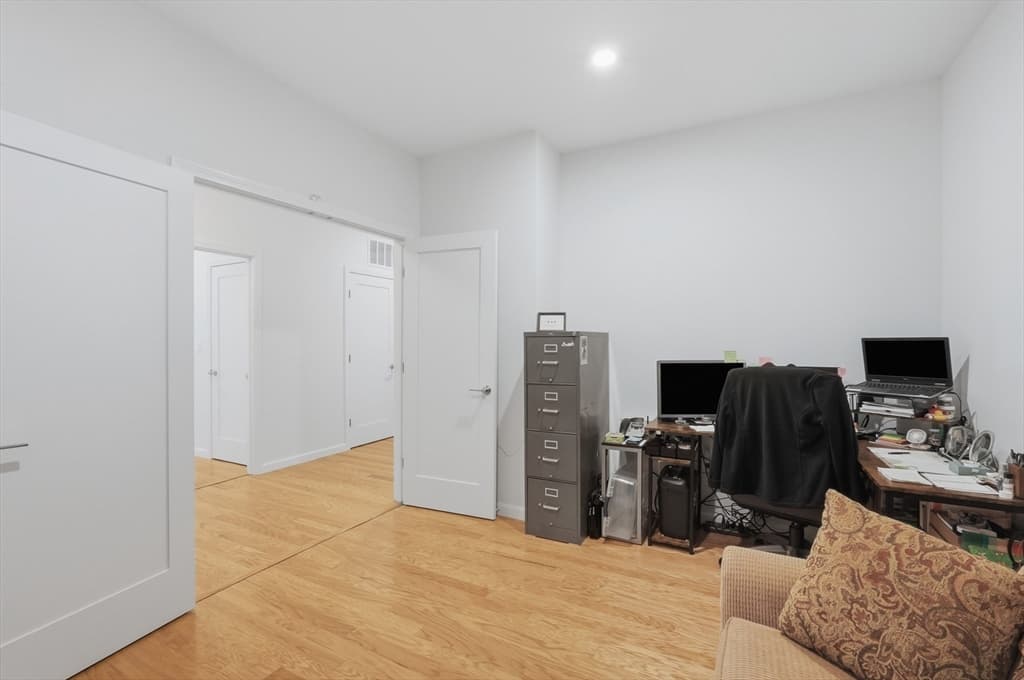 Condominium at 266 Monponsett # 1109, Halifax MA 02338, Halifax, photo 29 of 37