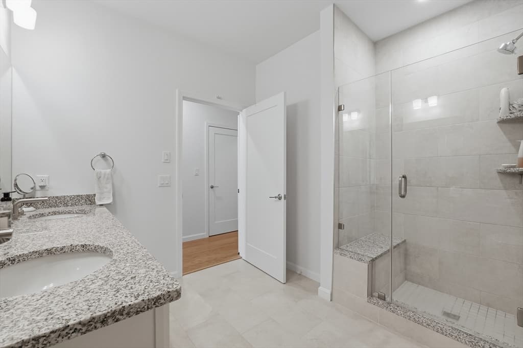 Condominium at 266 Monponsett # 1109, Halifax MA 02338, Halifax, photo 21 of 37