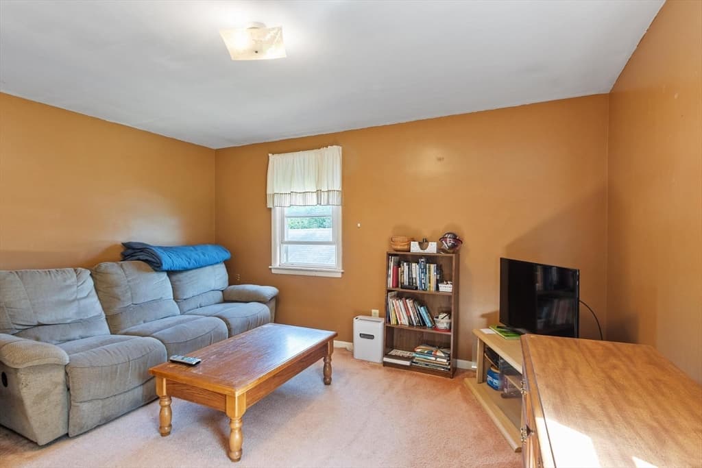 50 North Spencer Rd, Spencer MA 01562 photo 41