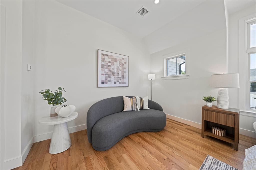 Single Family Residence at 712 Washington, Boston MA 02135, photo 17 of 31