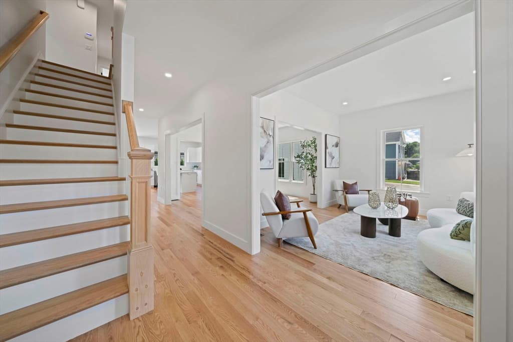 Single Family Residence at 712 Washington, Boston MA 02135, photo 7 of 31