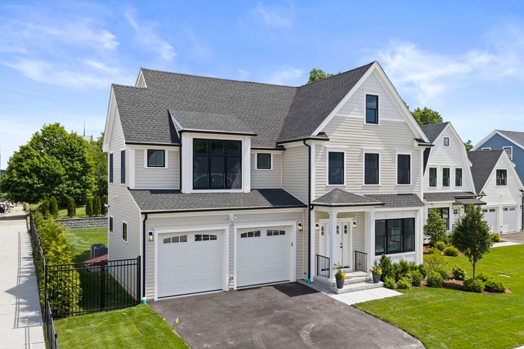 Single Family Residence at 712 Washington, Boston MA 02135, photo 24 of 31