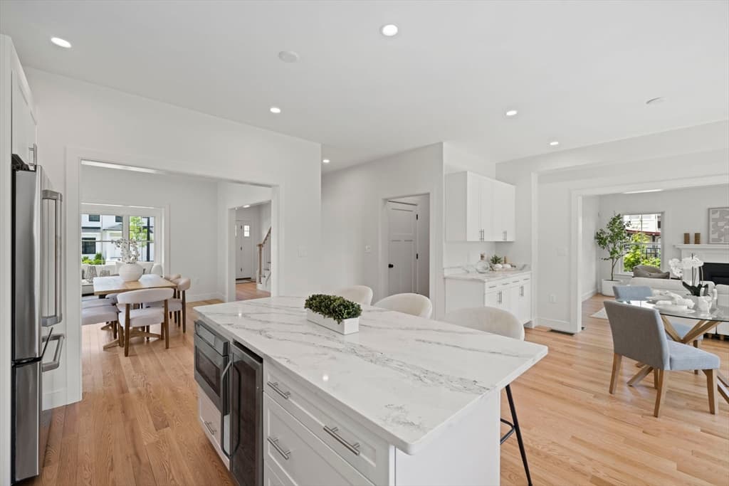 Single Family Residence at 712 Washington, Boston MA 02135, photo 10 of 31