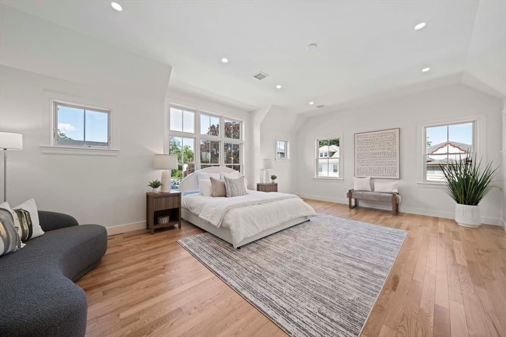 Single Family Residence at 712 Washington, Boston MA 02135, photo 15 of 31