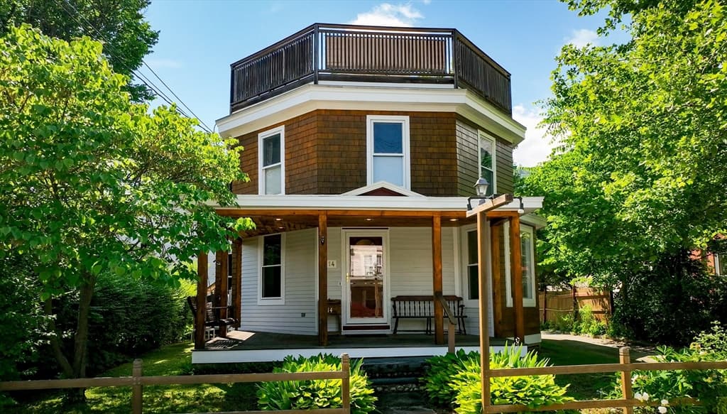 14 Main St, Shelburne MA 01370
