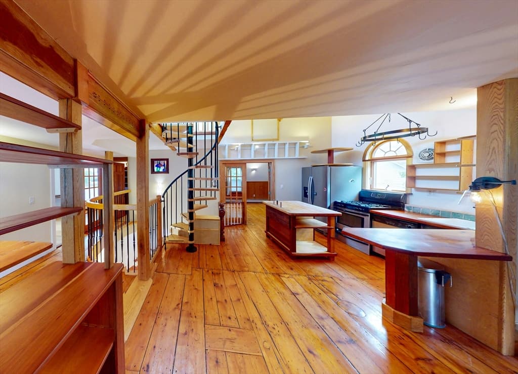 Single Family Residence at 14 Main St, Shelburne MA 01370, photo 9 of 35