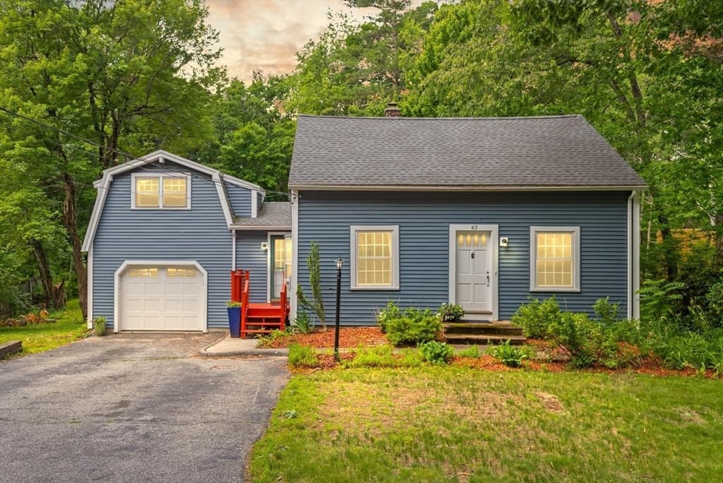 43 Brennan Way, Holden MA 01520