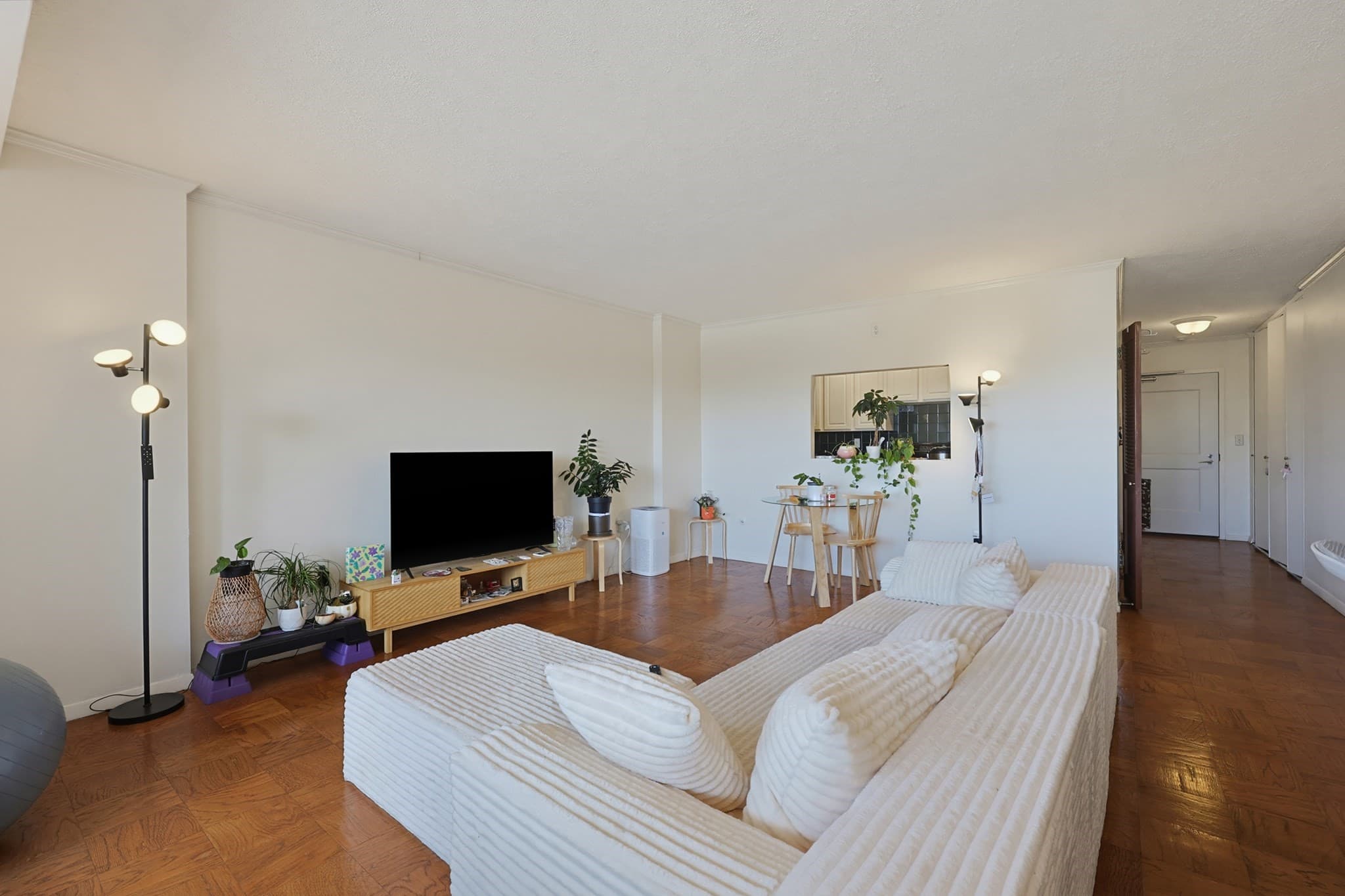 Condominium at 6 Whittier Pl # 7B, Boston MA 02114, photo 6 of 25