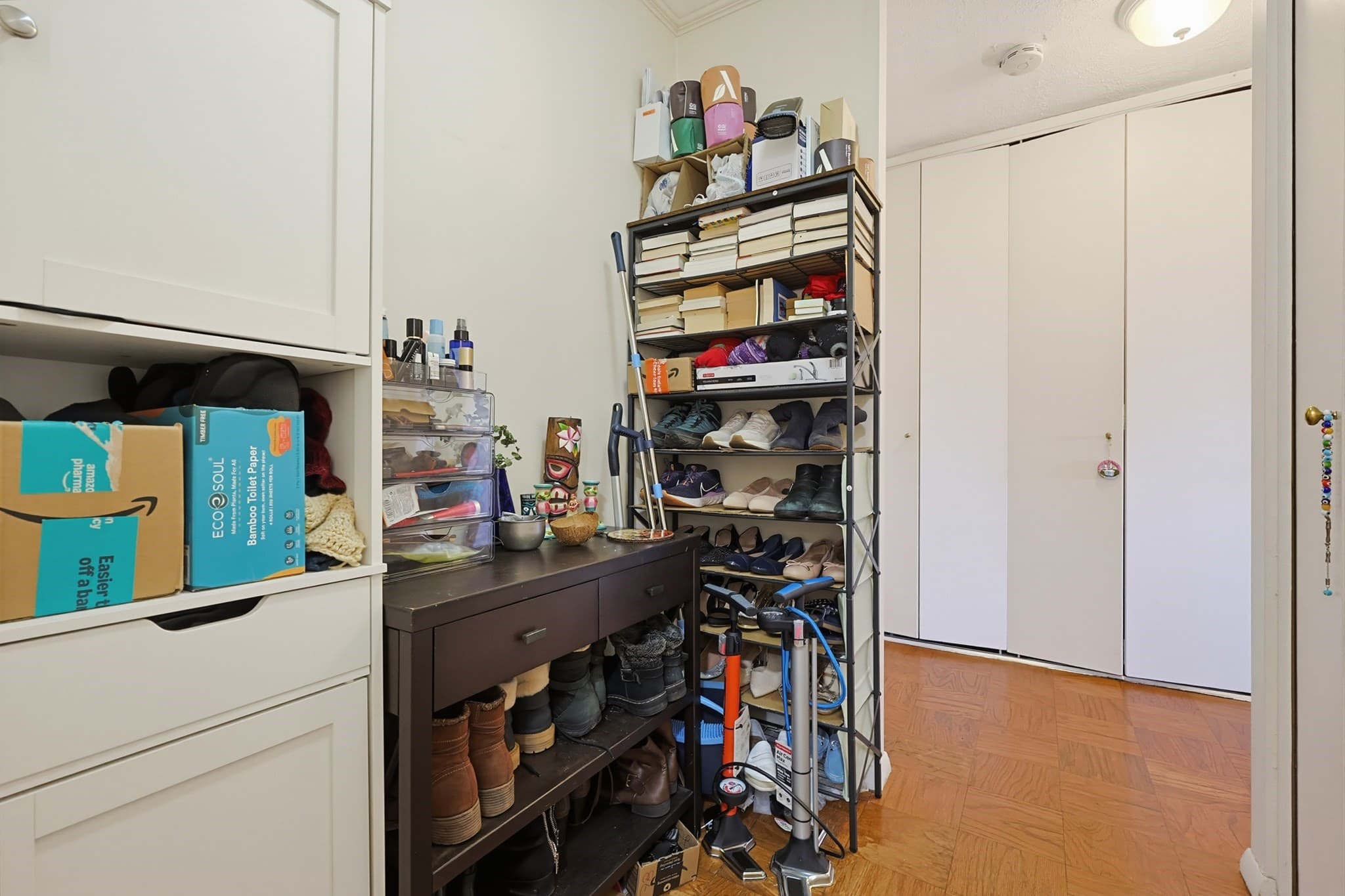 Condominium at 6 Whittier Pl # 7B, Boston MA 02114, photo 16 of 25
