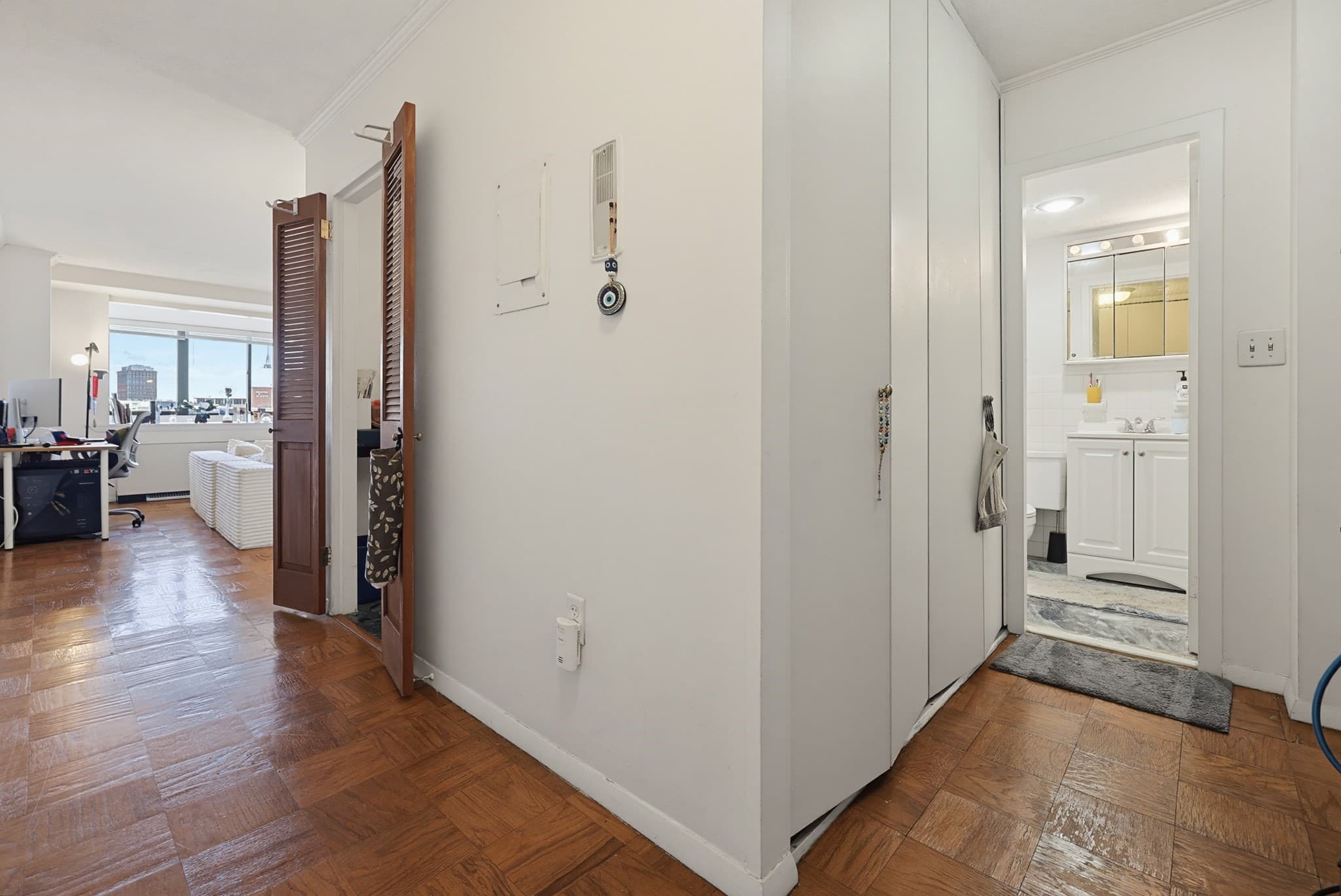Condominium at 6 Whittier Pl # 7B, Boston MA 02114, photo 12 of 25