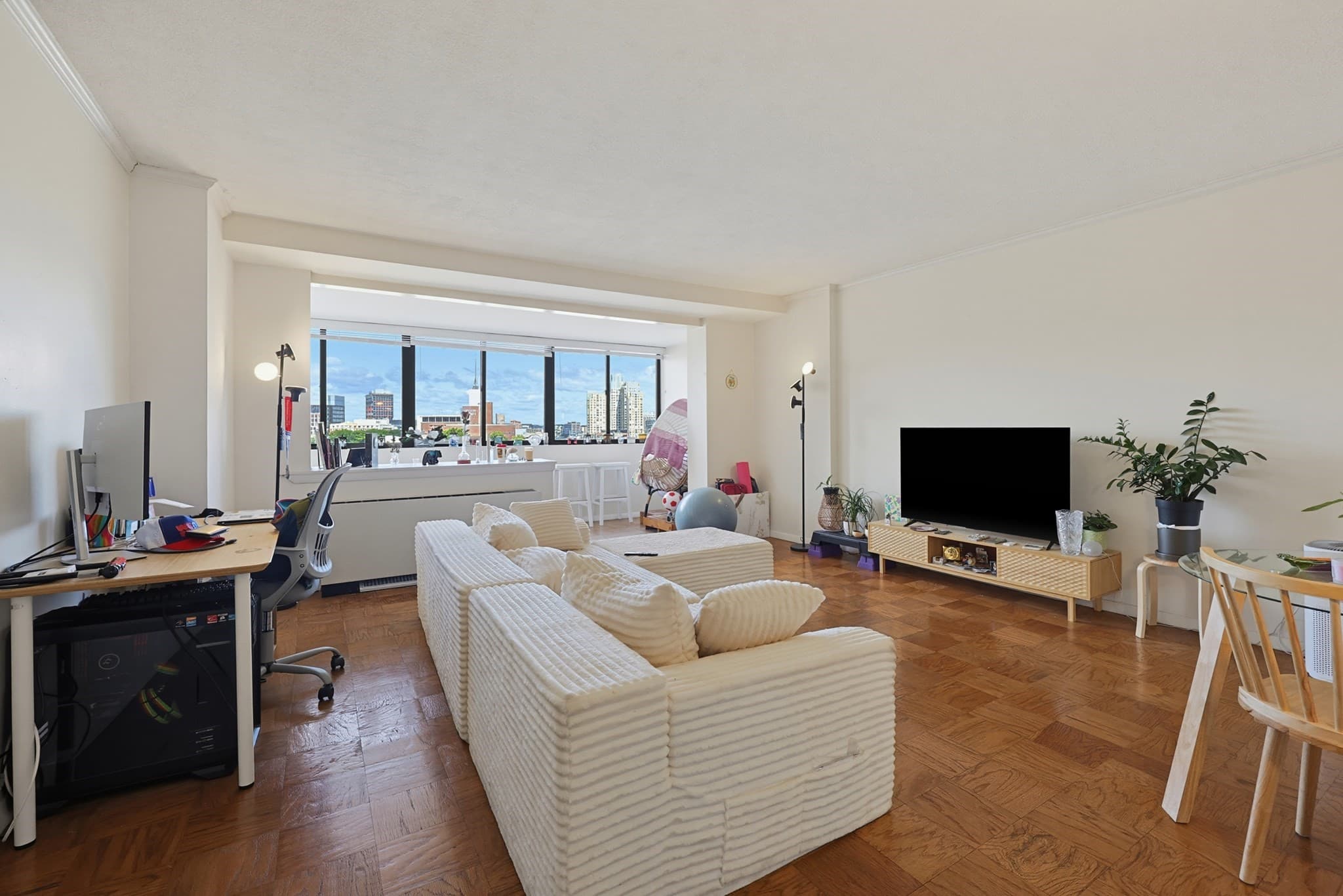 Condominium at 6 Whittier Pl # 7B, Boston MA 02114, photo 3 of 25