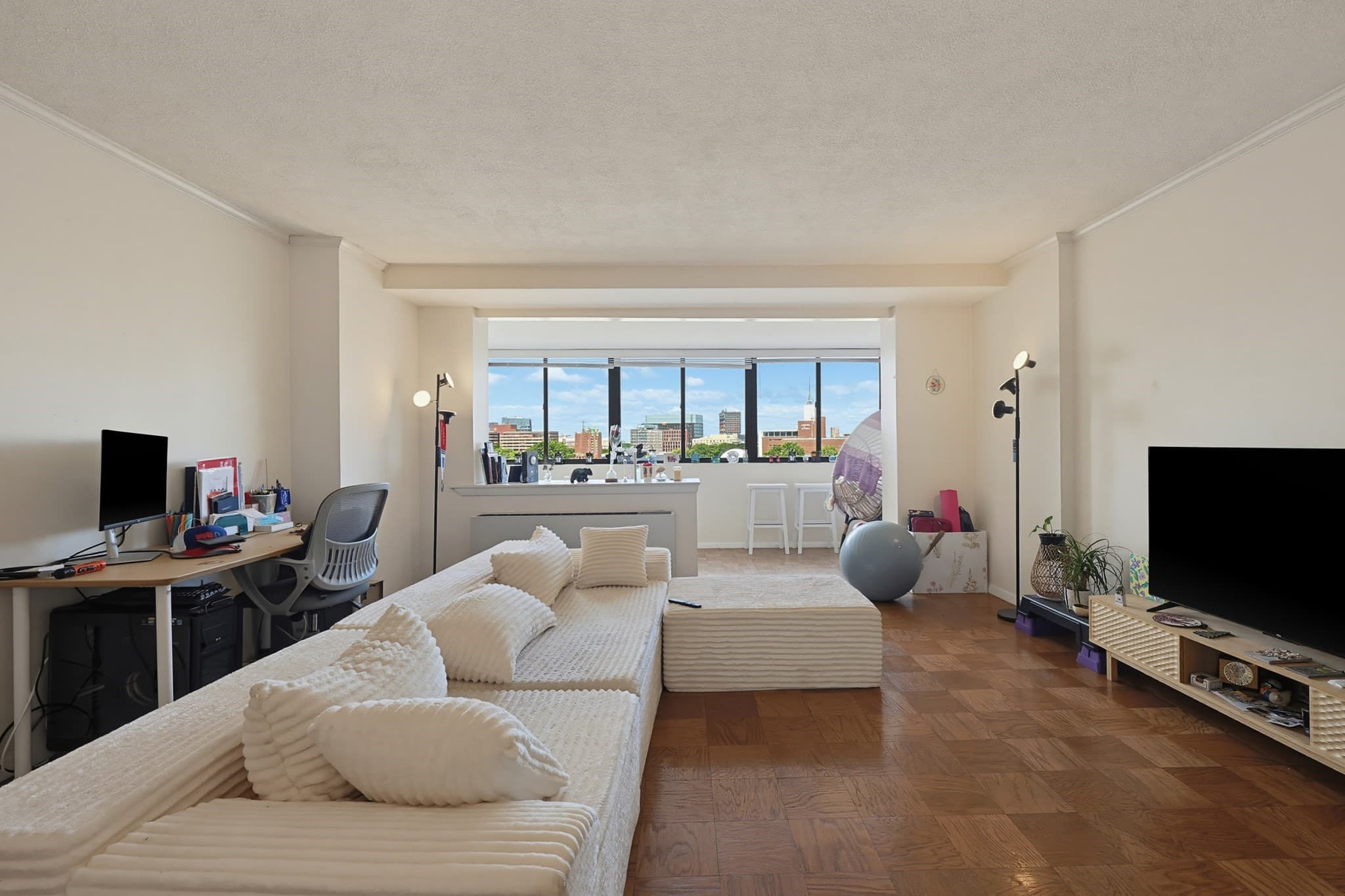 6 Whittier Pl # 7B, Boston MA 02114