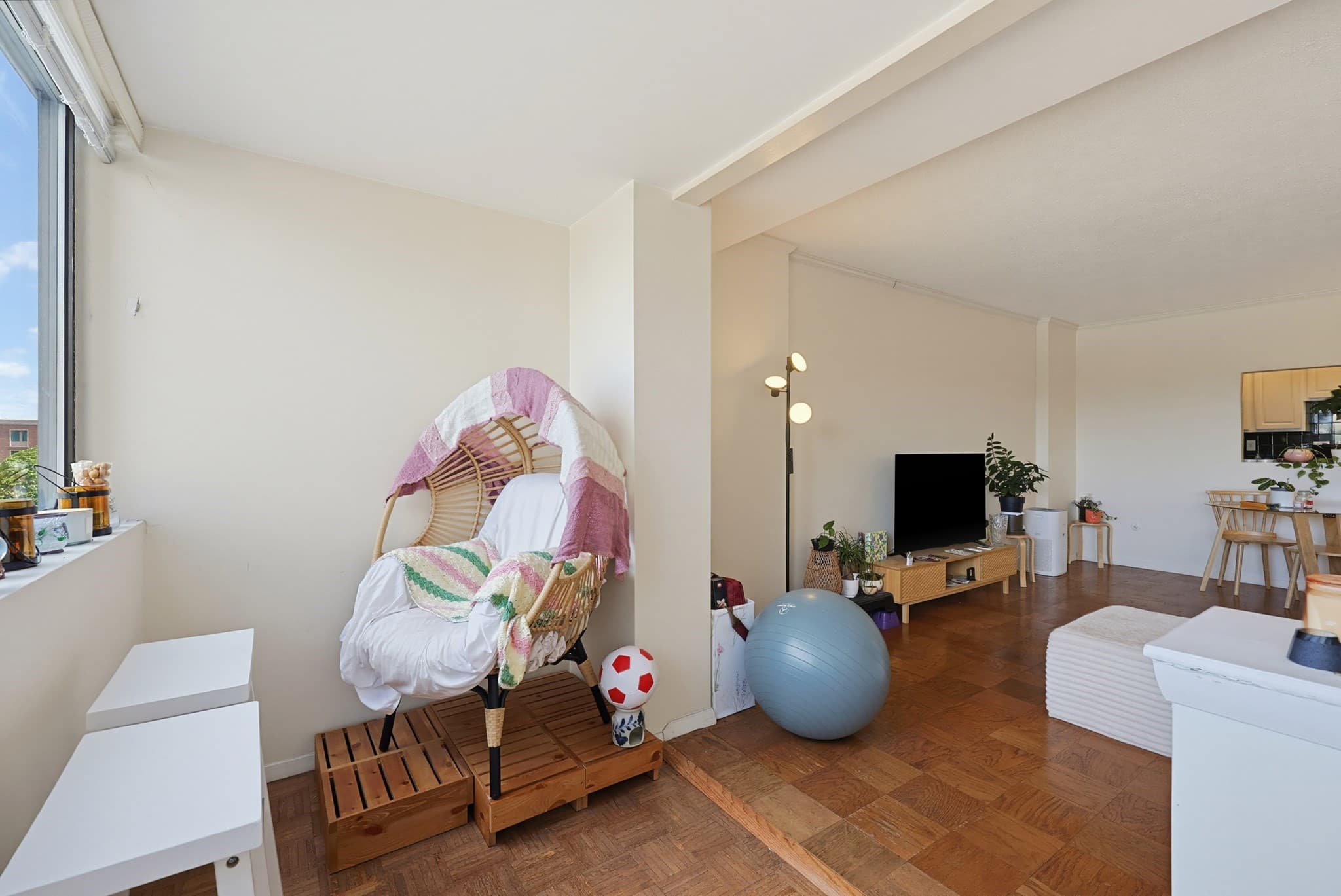 Condominium at 6 Whittier Pl # 7B, Boston MA 02114, photo 9 of 25