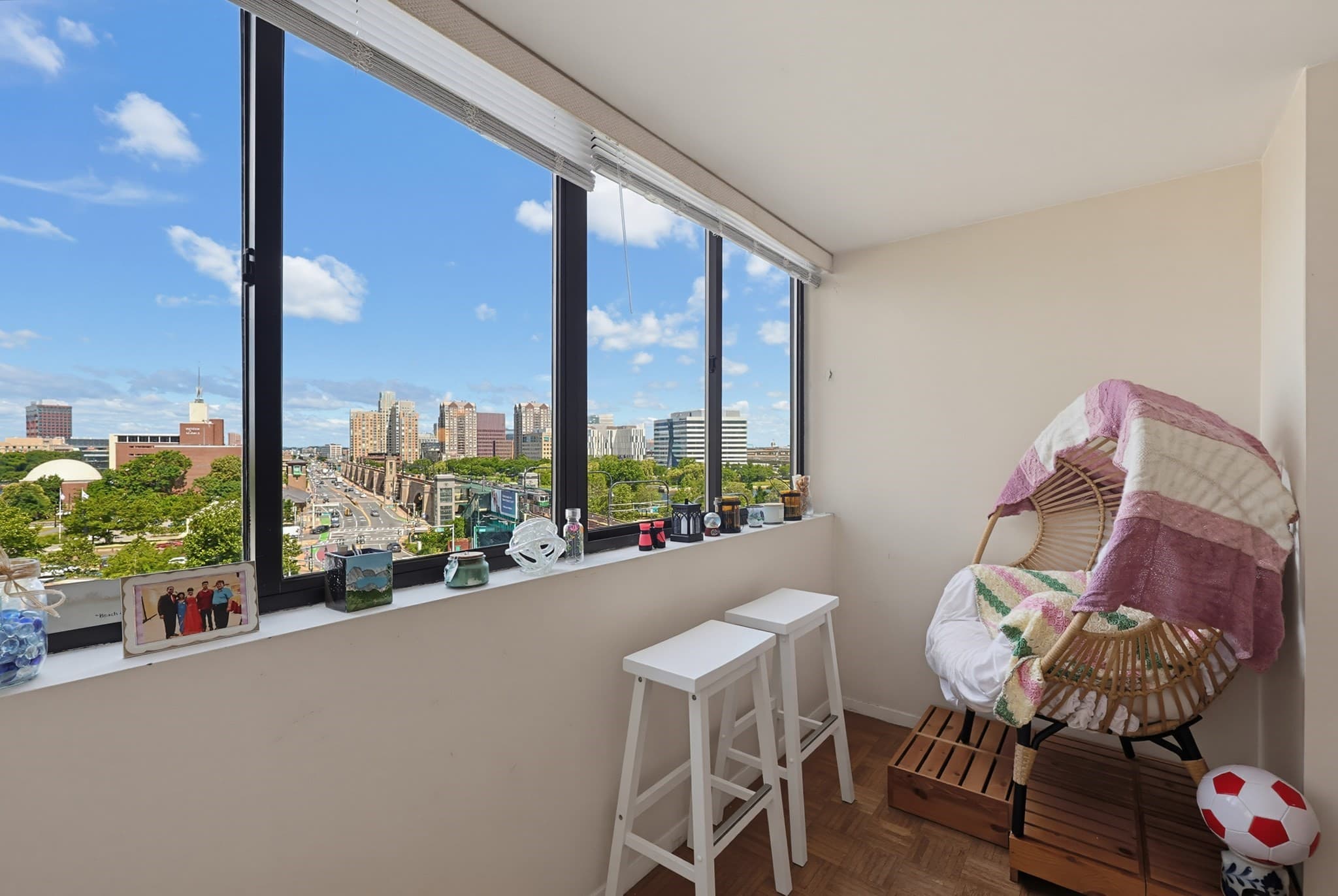 Condominium at 6 Whittier Pl # 7B, Boston MA 02114, photo 10 of 25