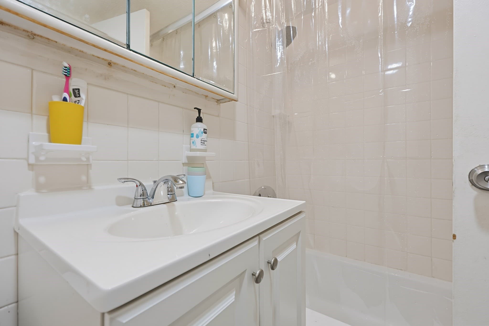 Condominium at 6 Whittier Pl # 7B, Boston MA 02114, photo 15 of 25