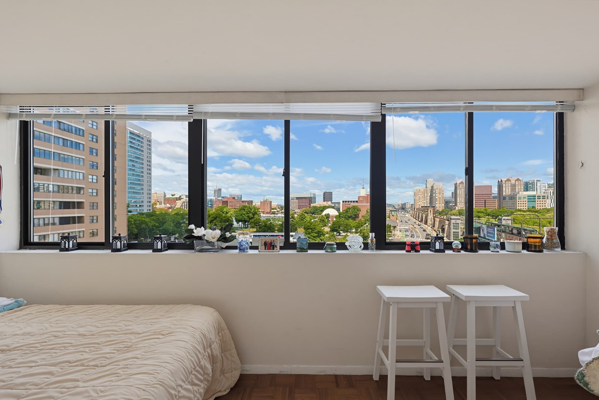Condominium at 6 Whittier Pl # 7B, Boston MA 02114, photo 11 of 25