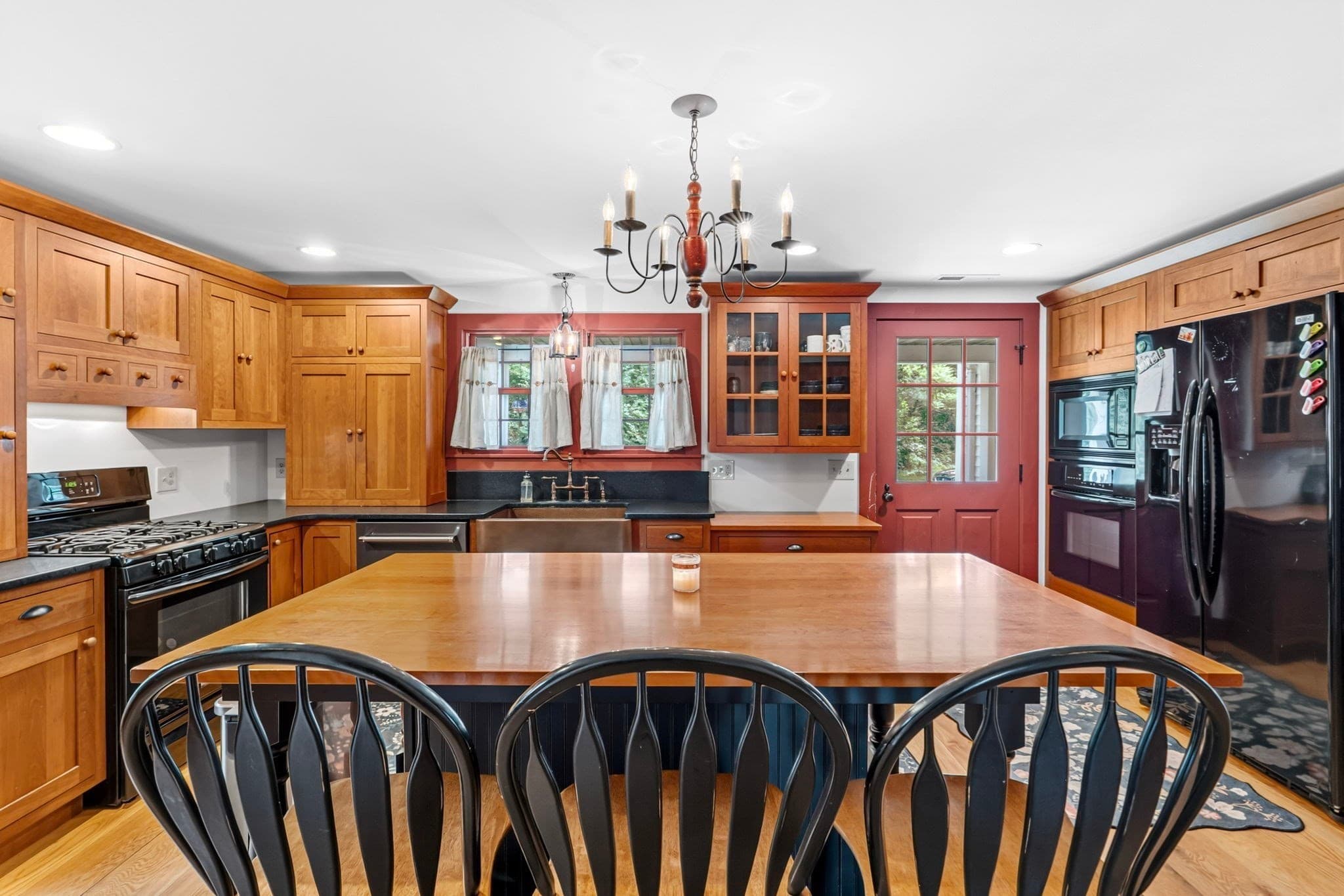 Single Family Residence at 392 Greenfield Rd, Deerfield MA 01342, Deerfield, photo 11 of 42