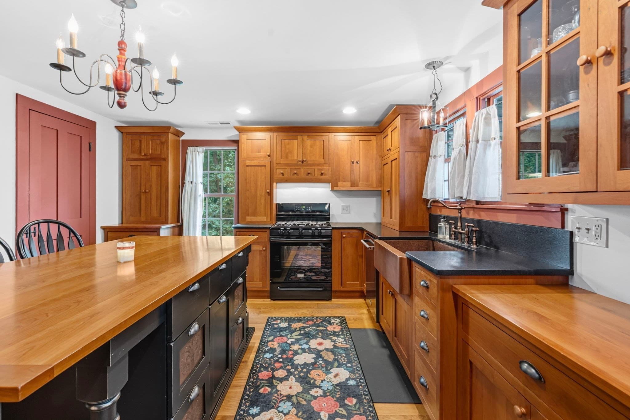 Single Family Residence at 392 Greenfield Rd, Deerfield MA 01342, Deerfield, photo 8 of 42
