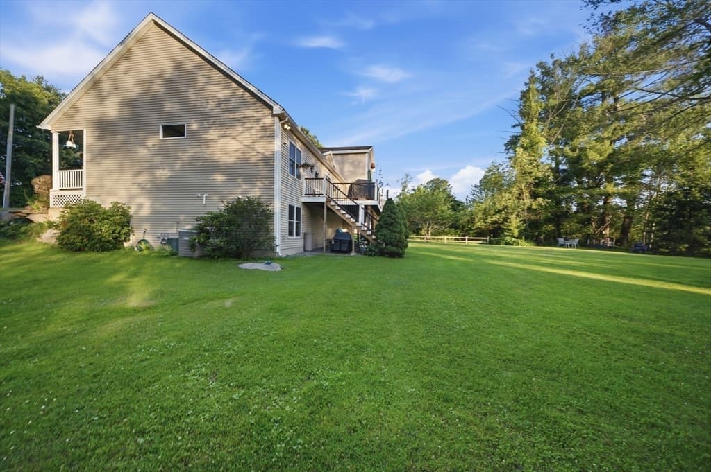 Single Family Residence at 33 Park Terrace, Dracut MA 01826, photo 7 of 42