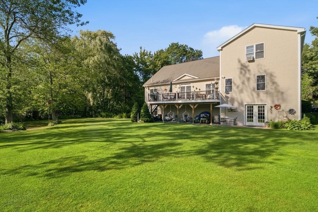 Single Family Residence at 33 Park Terrace, Dracut MA 01826, photo 9 of 42