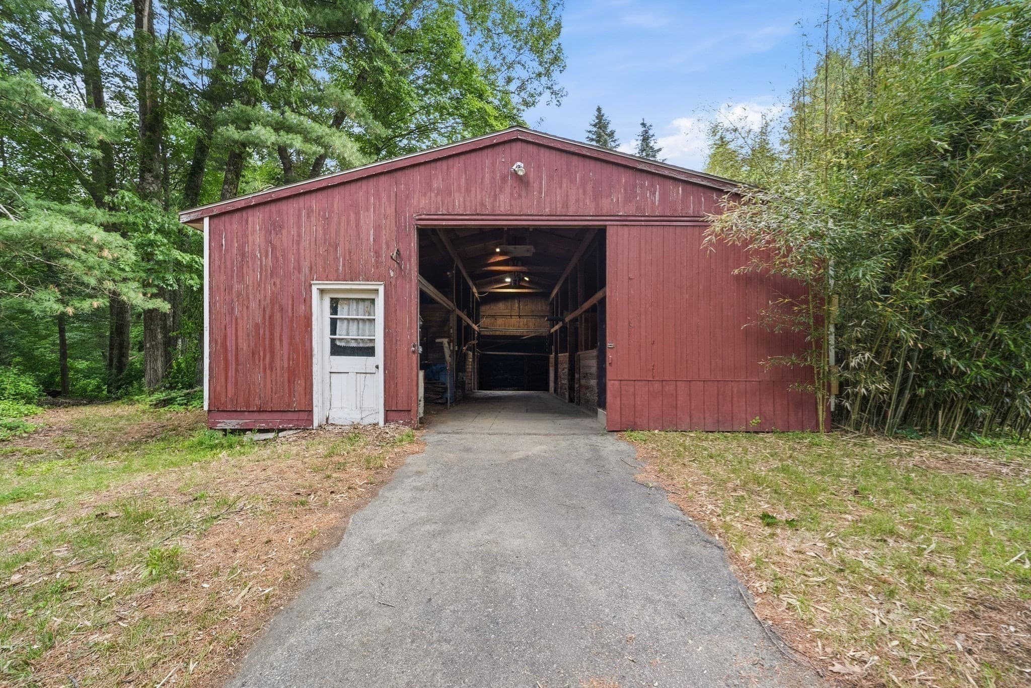 Single Family Residence at 28 S Mill St, Hopkinton MA 01748, photo 33 of 33