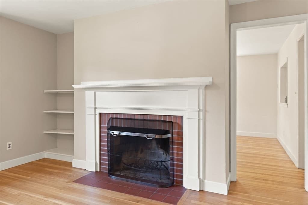 24 Pleasant Park Rd, Sharon MA 02067 photo 6