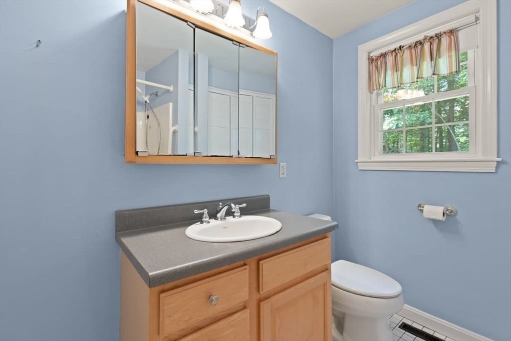 24 Pleasant Park Rd, Sharon MA 02067 photo 20