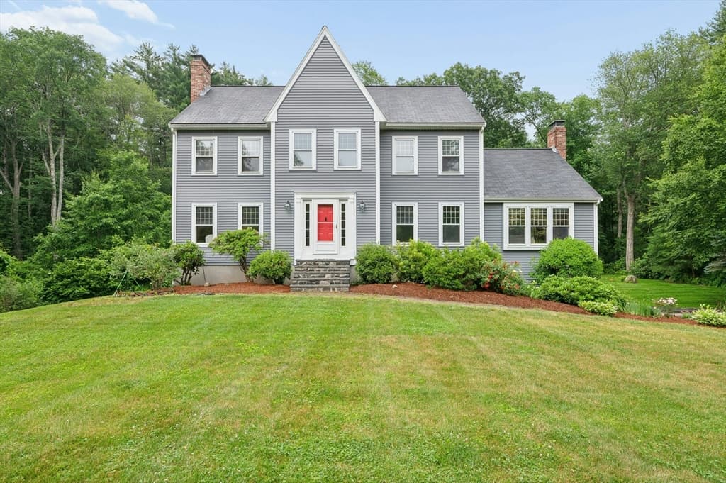 10 Sadler Road, Upton MA 01568