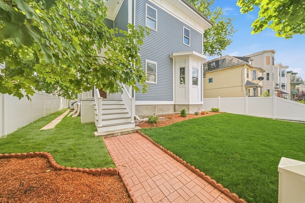 Condominium at 20 Wentworth St # 1, Boston MA 02124, photo 22 of 31