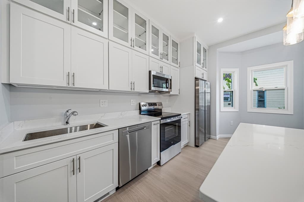 Condominium at 20 Wentworth St # 1, Boston MA 02124, photo 10 of 31