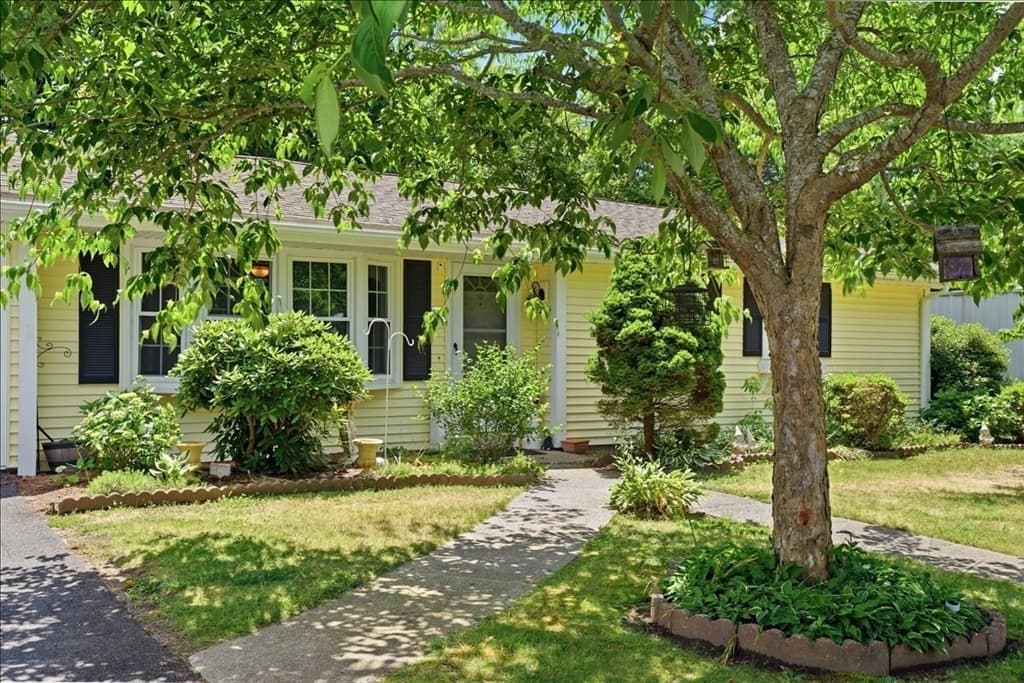 6 Gerard Ave, Freetown MA 02717 photo 8