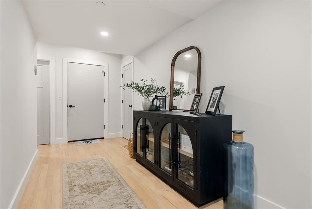 Condominium at 1069 Washington St # 1, Boston MA 02124, Boston, photo 3 of 18