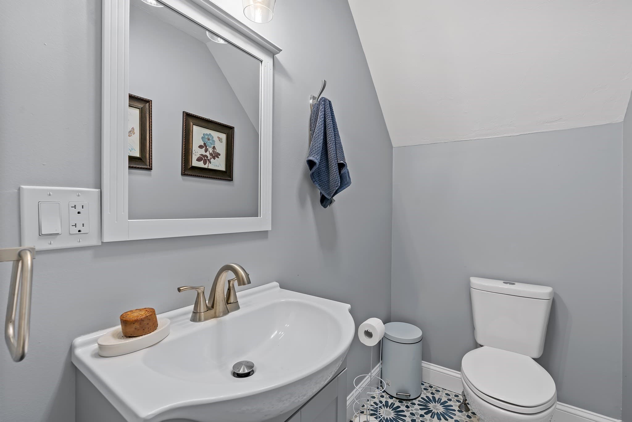 Equestrian at 117 South Street, Upton MA 01568, photo 20 of 42