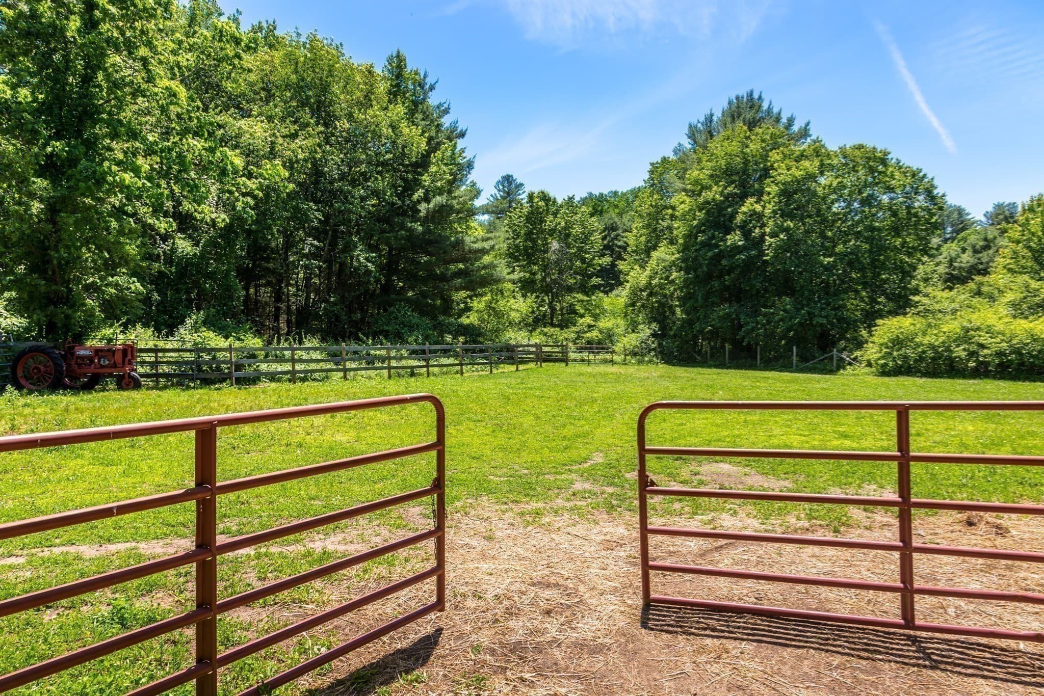 Equestrian at 117 South Street, Upton MA 01568, photo 37 of 42