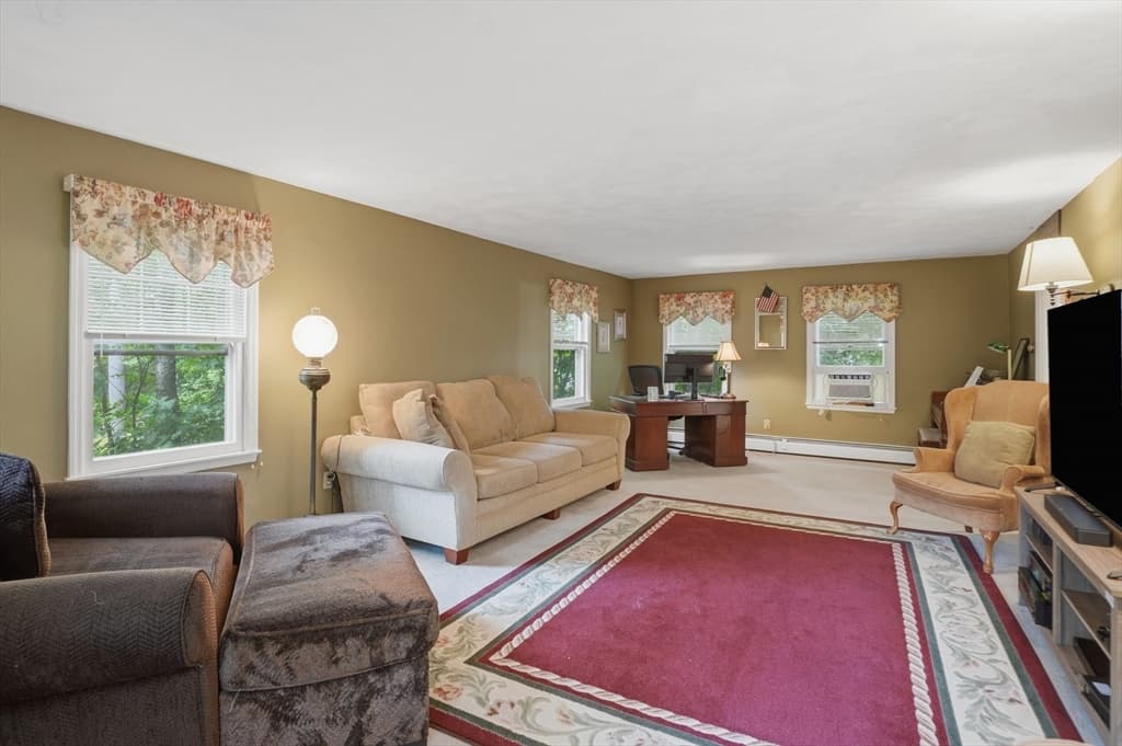 160 Twinbrooke Drive, Holden MA 01520 photo 6